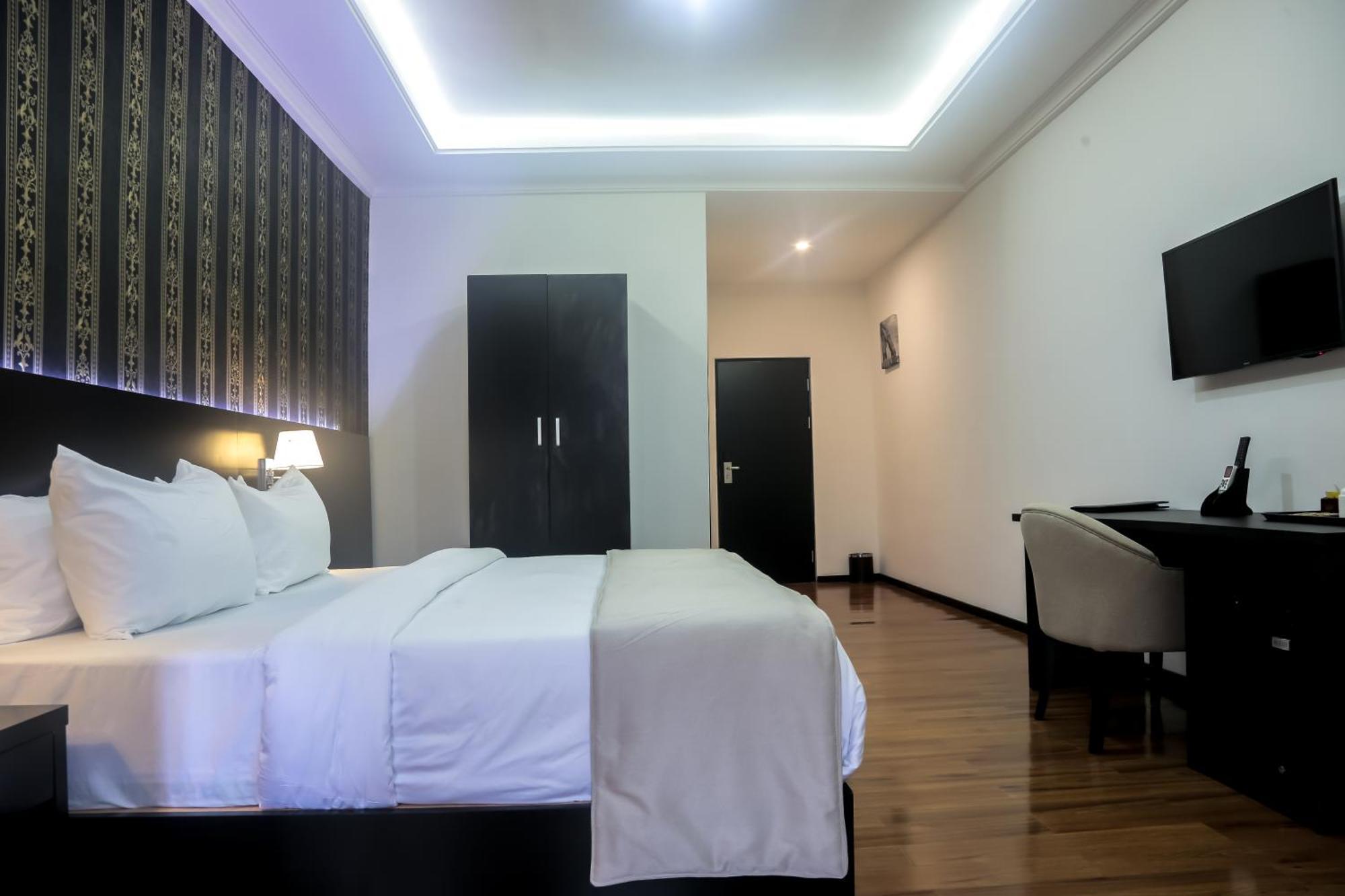 Bon Hotel Ikeja Residence Экстерьер фото